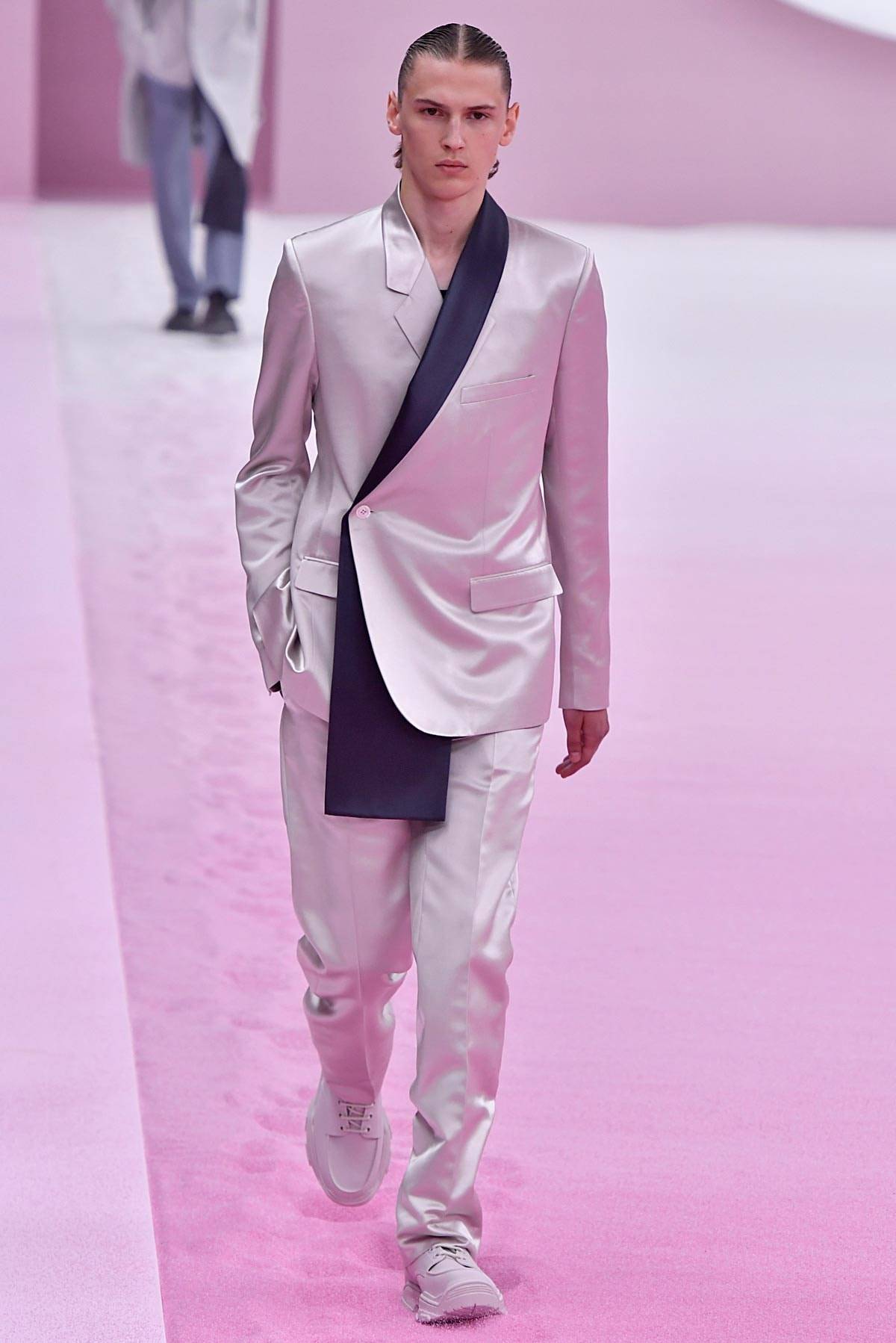 dior suits