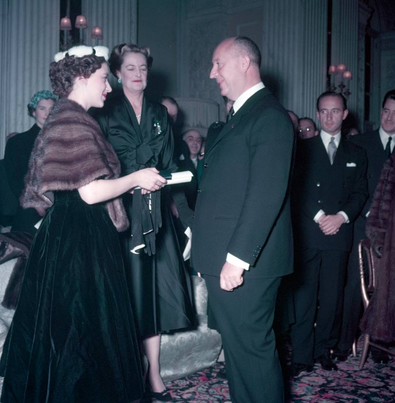 V&A to stage largest Christian Dior exhibition in the UK V&A to stage largest Christian Dior exhibition in the UK